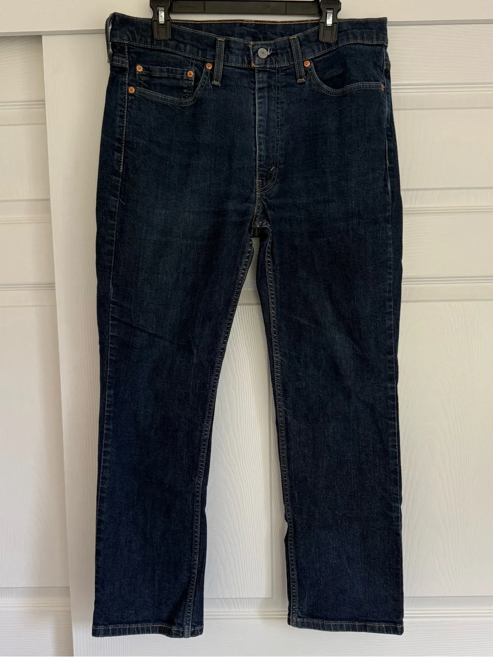 Levis comfortable dark